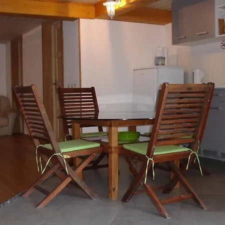 Duplex 5 Chambres Appartamento